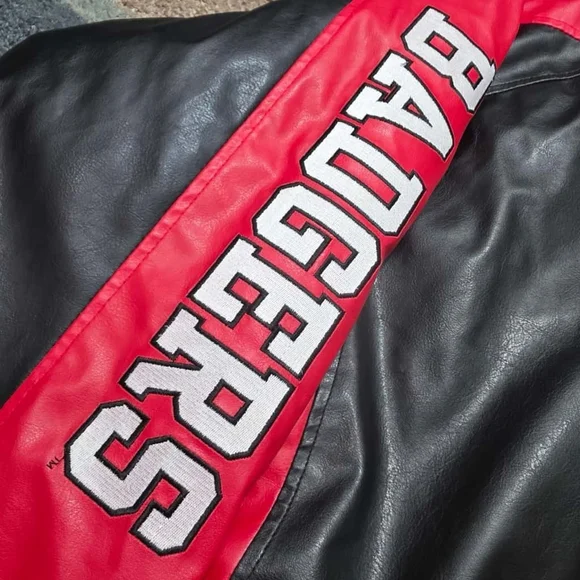 Vintage Wisconsin Badgers Steve & Barry’s FAUX Leather Jacket NCAA Men’s XXL - Picture 3 of 9
